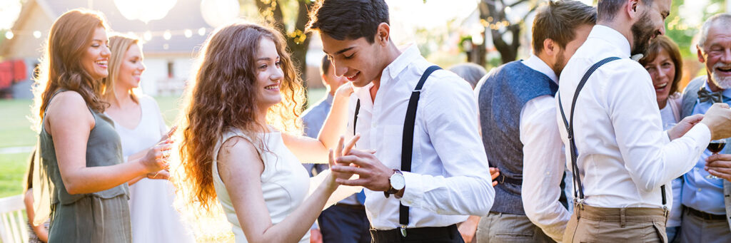 Blog ZWAYT Welches Verlobungskleid ist das richtige